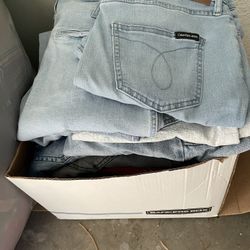 25,  JEANS ALL 60$