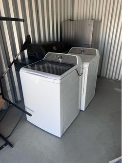 GE Profile Washer and Gas Dryer