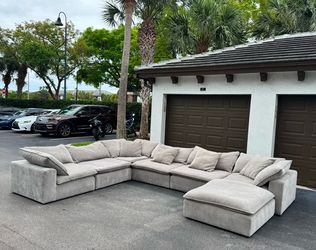 Couch/Sofa Sectional - Cloud Couch - Gray - Delivery Available 🚛