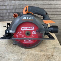 RIDGID 18v Sub-compact Circular Saw