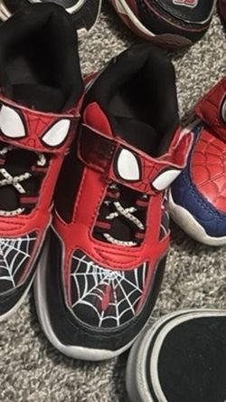 Spider-Man Web Toddler Sneaker Right