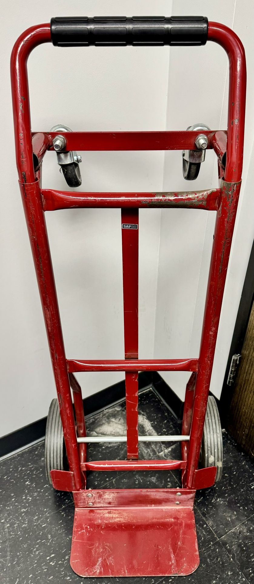 SAFCO RED HAND TRUCK / DOLLY