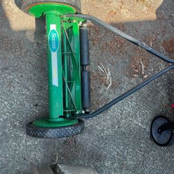 Scott’s 16 inch mower walk behind