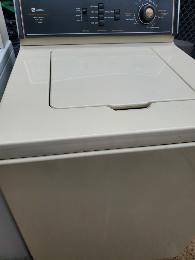 Maytag Washer. Works Great.  Delivery And Installation Available 