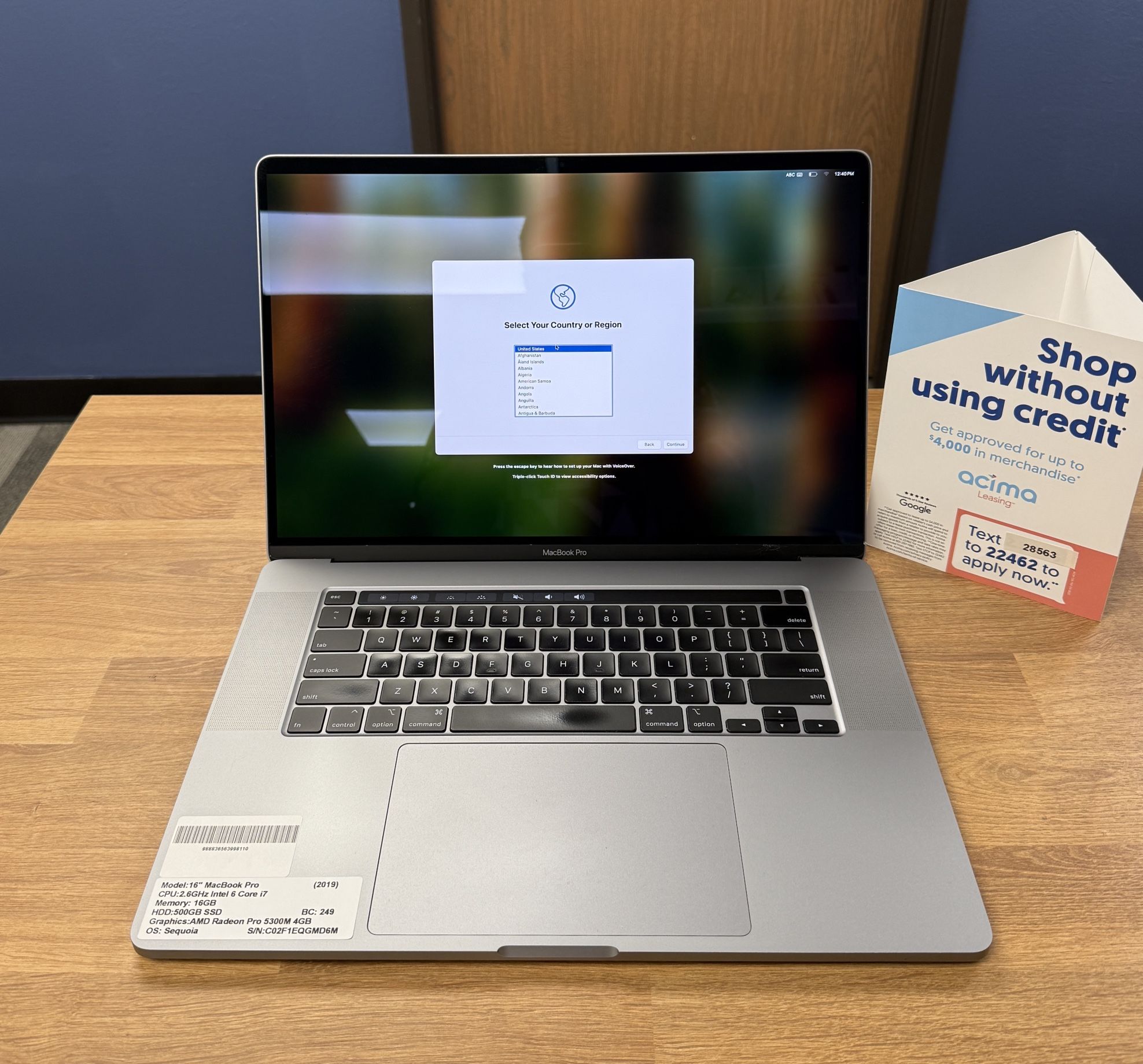 16" MacBook Pro Touchbar 500GB SSD*16GB RAM*2.6Ghz Intel 6 Core i7