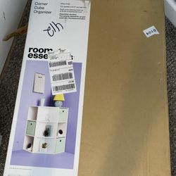 Corner Cube Organizer 
