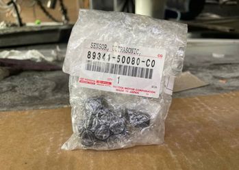 Toyota OEM Ultrasonic Sensor Genuine 89(contact info removed)0-C0 (SEALED)