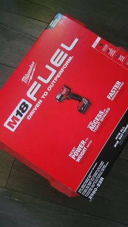Milwaukee M18 FUEL 3/8 Mid-Torque Impact Drill Kit