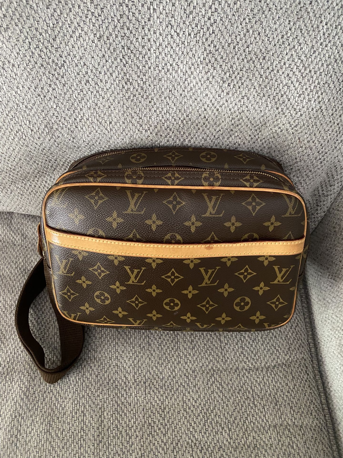 Louis Vuitton Reporter PM Shoulder Crossbody Messenger Bag Monogram Canvas