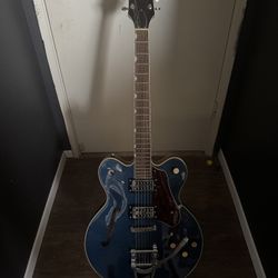 Gretsch Streamliner G2622T (Dark Denim)
