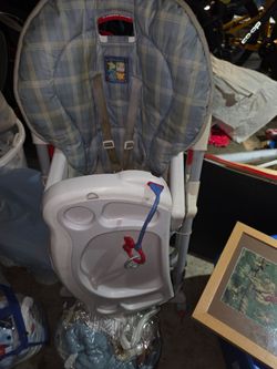 Free Highchair with tray