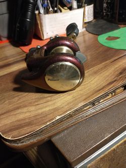 Pinnacle Left Handed Bait Casting Reel for Sale in Modesto, CA - OfferUp