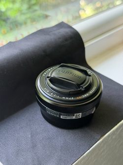 Fujifilm XF 27mm f/2.8 pancake lens