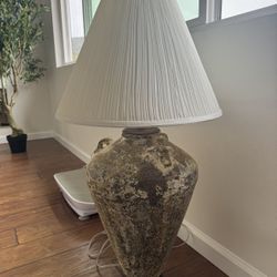 Antique Style Lamp