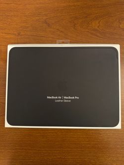 Apple 13” MacBook Air / Pro Leather Sleeve – Black