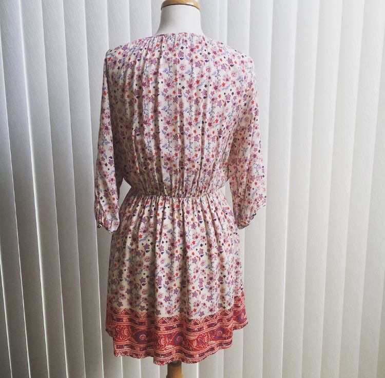 Forever 21 Size M Floral Dress 3/4 Sleeve