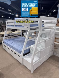 Twin/full/twin size triple Bunkbed with orthopedic mattress included