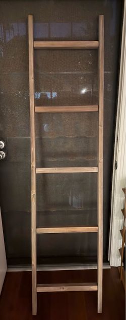 Decorative Wooden Blanket Ladder