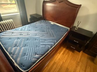 Strong beautiful wood king size bed set