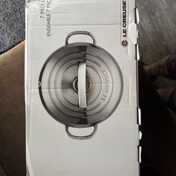 LE CREUSET STAINLESS STEEL 7 PIECE SET