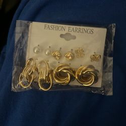 FASHION EARRINGS