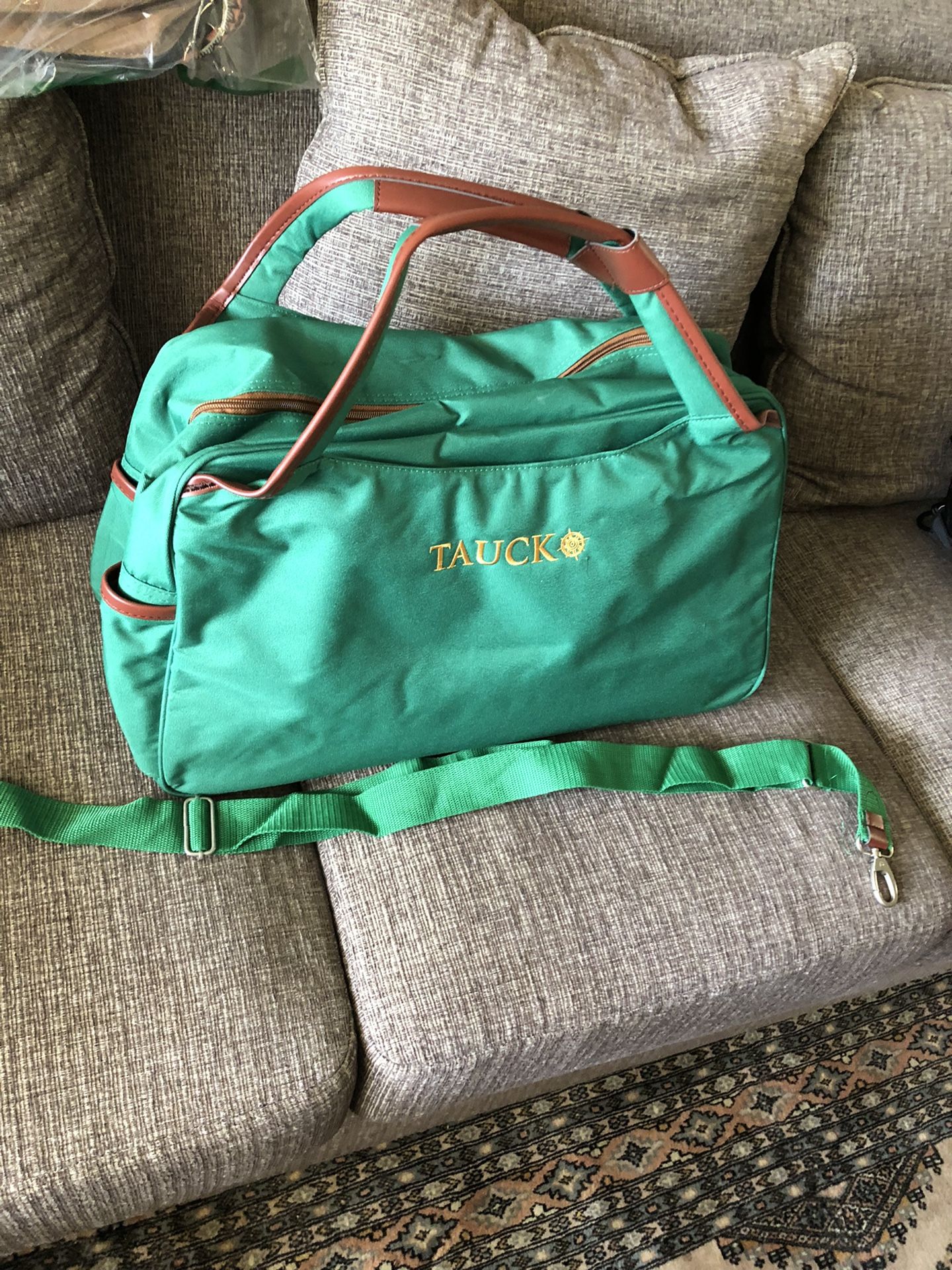 Open Box Tauck Hand Bag New Condition