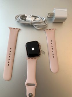 Apple watch series 5 40MM rose gold