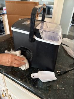 Ice Maker