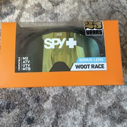 Goggle For Skiing, Snowboarding, And Dirt Bike