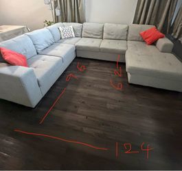 Large Gray Sectional Sofa with Chaise