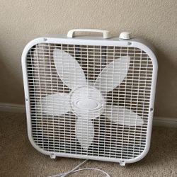 Lasko White Box Fan