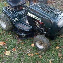 38 In Cut 15-5 Horse Riding Mower 