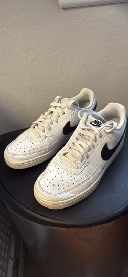 Woman’s Nike shoes