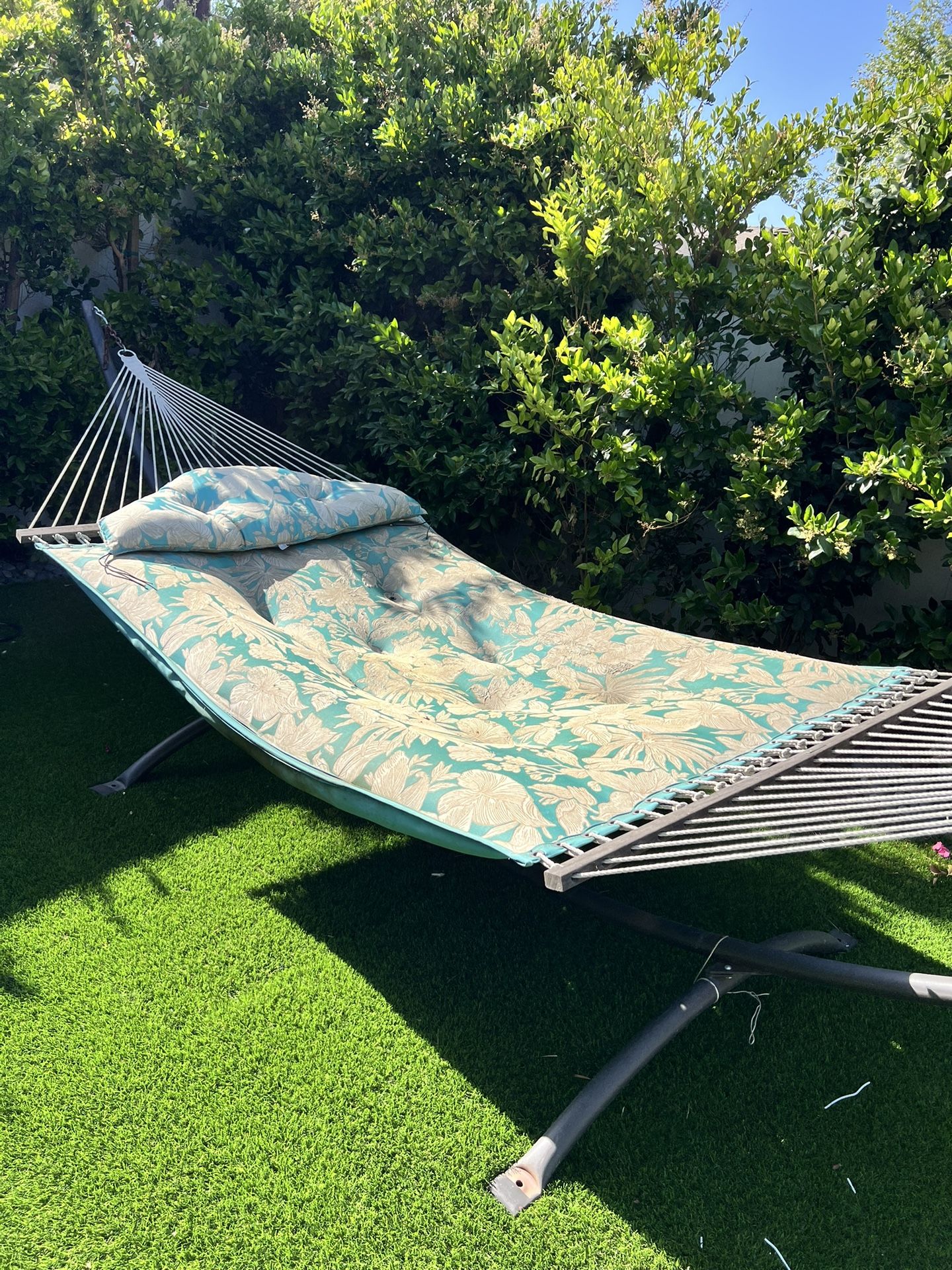 Frontgate Hammock And Stand
