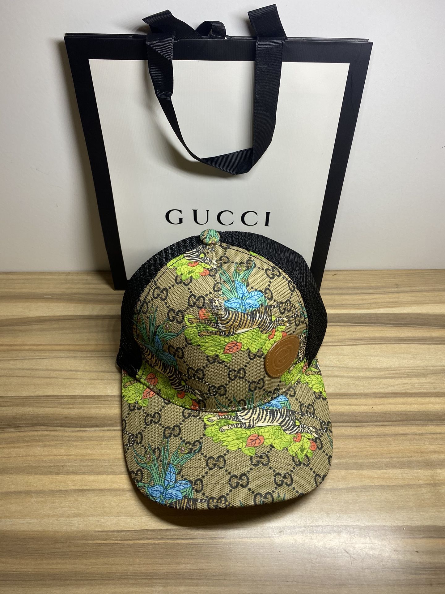 GG Hat