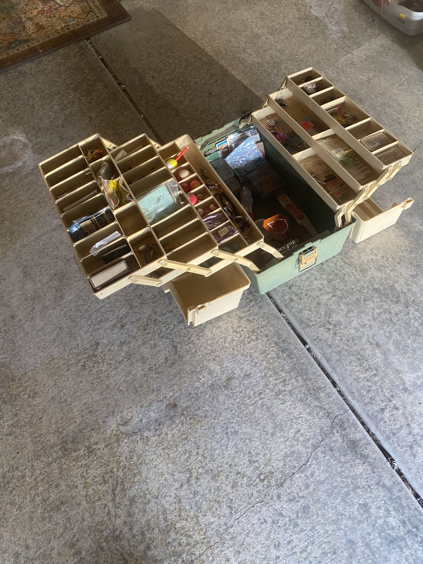 Fishing box