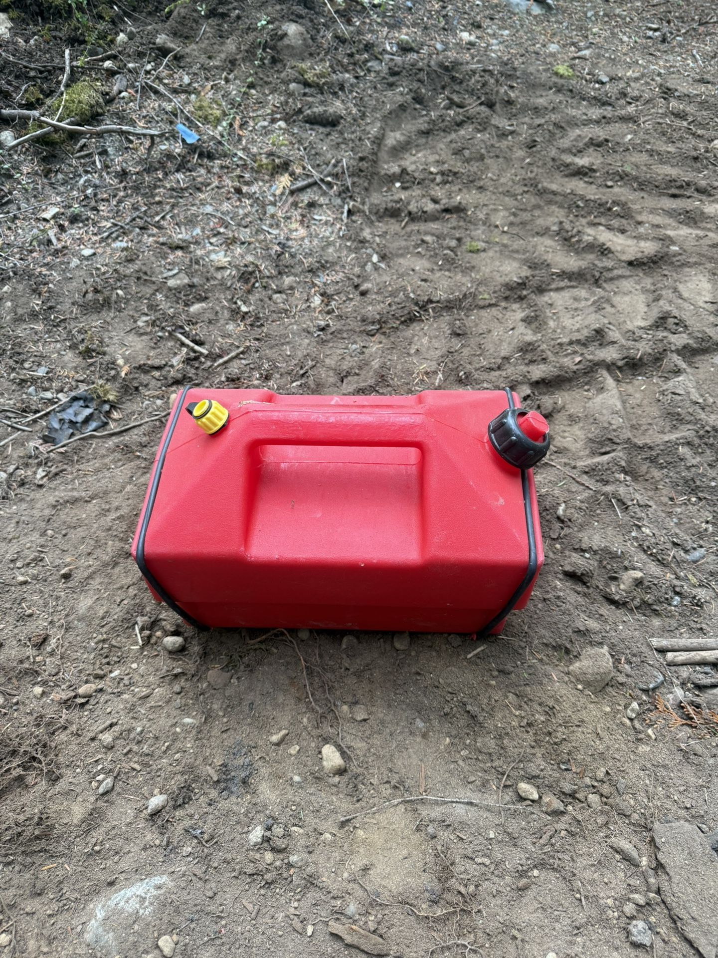 Snowmobile Tunnel Gas Can