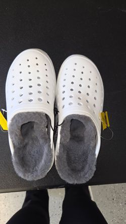 White Lined Clog Slippers with Fur Lining