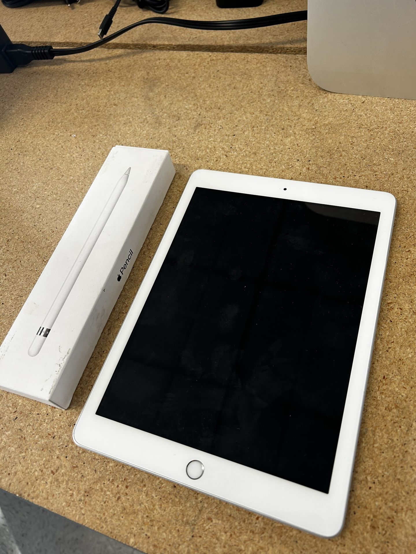 Ipad And Ipencil Combo