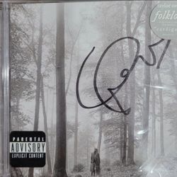 Taylor Swifts Autograph 