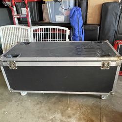 Rolling Instrument Gig Trunk