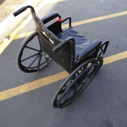 Drive WheelChair. Leather Seats, Like NEW! Self Propelling Bars On Side Or To Push Someone Basically NEW