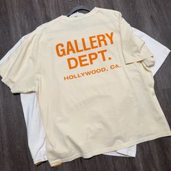 Gallery dept tee size XXL