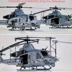 1/35 USMC UH-1Y Venom US Marine Helicoptor Huey Plastic model kit