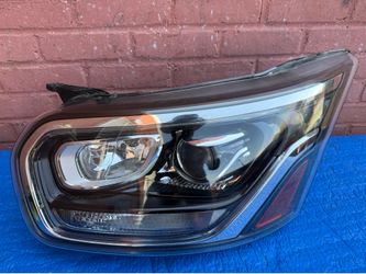 2020 2022 2024 Ford Transit Headlight HID LH