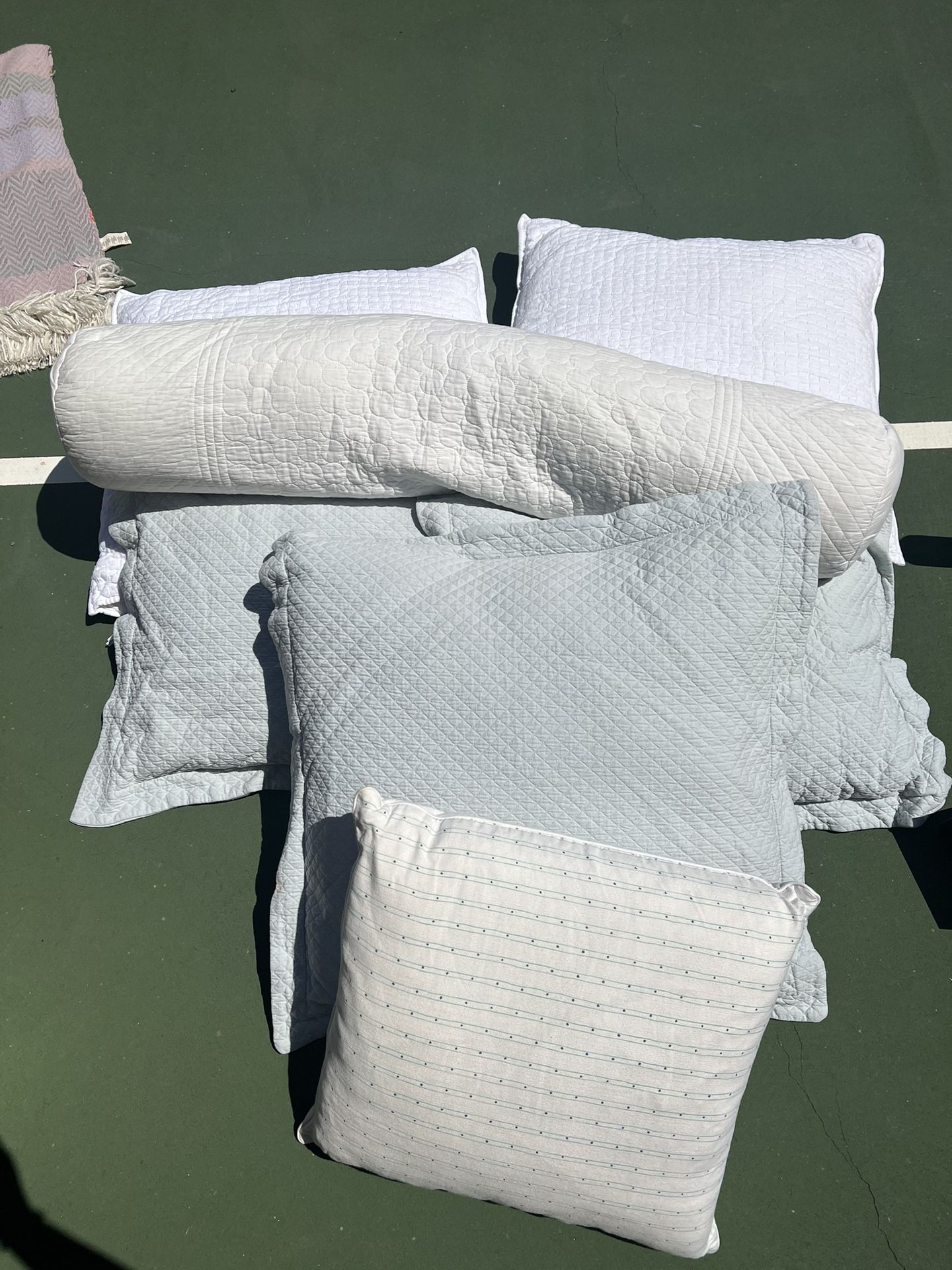 Pottery Barn Bedding Throw Pillows