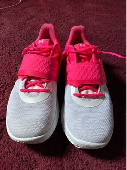 Under Armour Commit TR