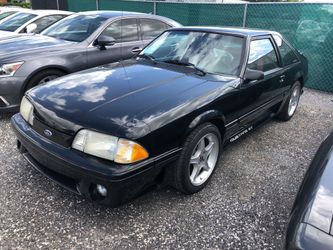 1989 FORD MUSTANG GT