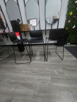 Bar stools (5)