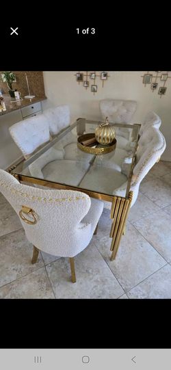 Dining table and 6 chairs